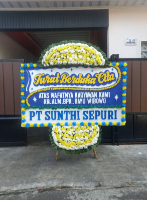 Papan Bunga Duka di Solear